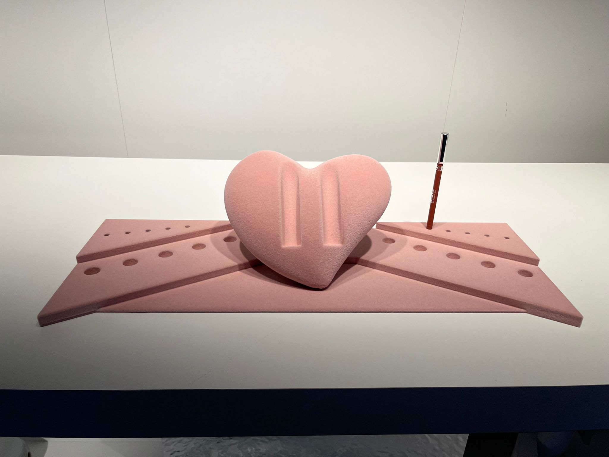 Valentino pink heart display